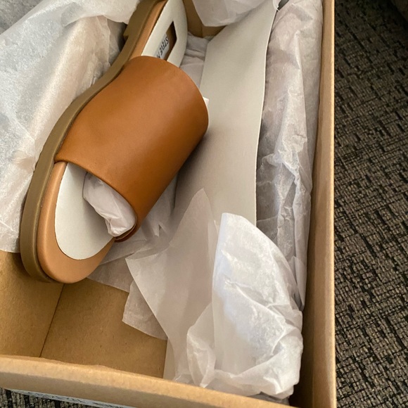 Steve Madden Karolyn Sandal - Picture 3 of 6